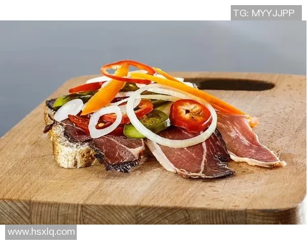 想拿免费三明治？库里丢1罚引观众雀跃 但他命中第2罚并送出嘲讽